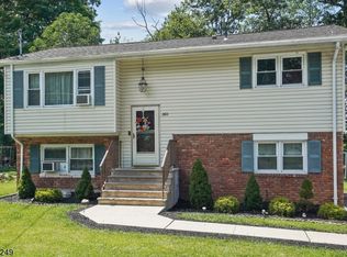 260 Dupont Ave, Hopatcong, NJ 07843