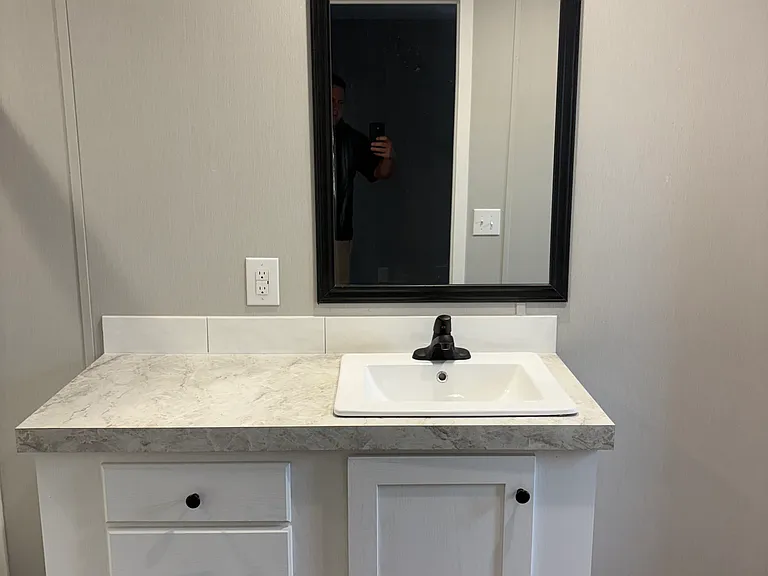 263 Edgewood Blvd — Photo 6