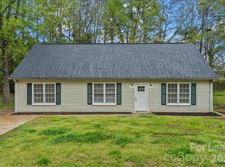 2022 Old Oakland Cir, Lancaster, SC 29720