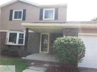 2110 Barritt St, Lansing, MI 48912