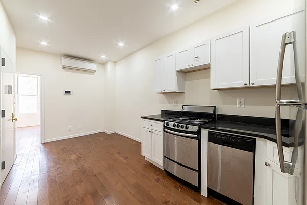 Rented by Joel Scharf, LREB | media 2