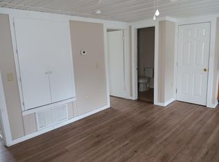 9 Whites Dr #A, Bloomingdale, GA 31302