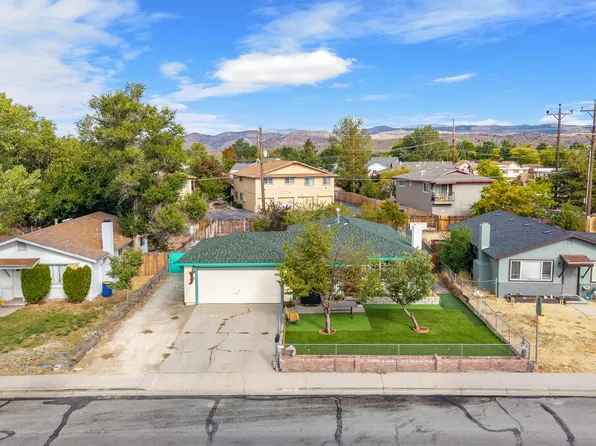 3737 Woodside Dr, Carson City, NV 89701
