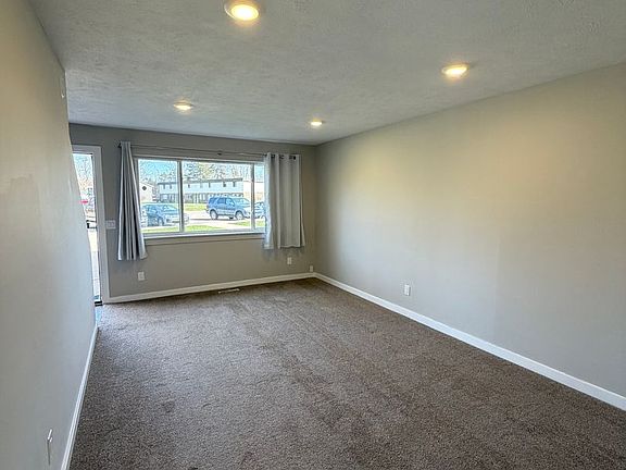 3rd image of 6438-6692 W Martinie Dr #37
