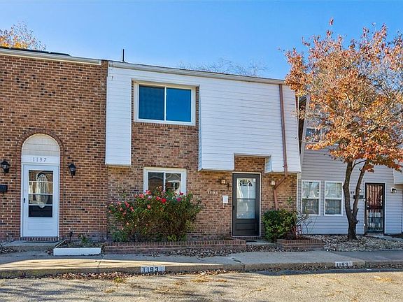 3rd image of 1193 Clydesdale Lane