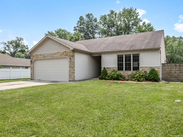 851 Eugene St #B, Chesterton, IN 46304