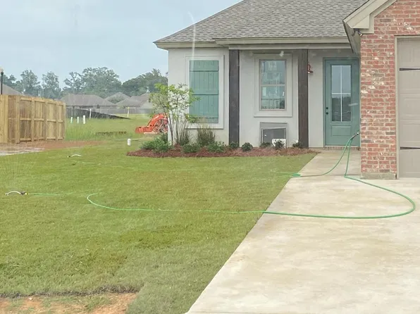 494 Cliff Bullock Dr, Sterlington, LA 71280