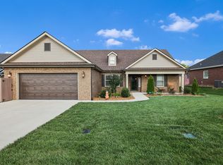 266 Spring Breeze Dr, Tullahoma, TN 37388