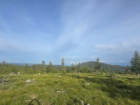 4th image of 9 Garnet Range Rd