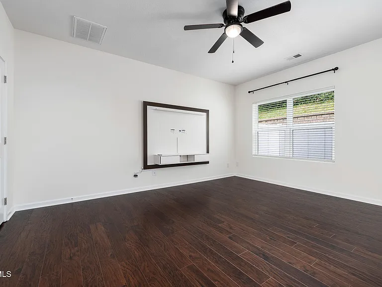 1006 Saylors Pl — Photo 6