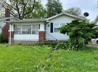 847 W Cushing St, Decatur, IL 62526