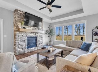 3970 NW 97th St, Kansas City, MO 64154