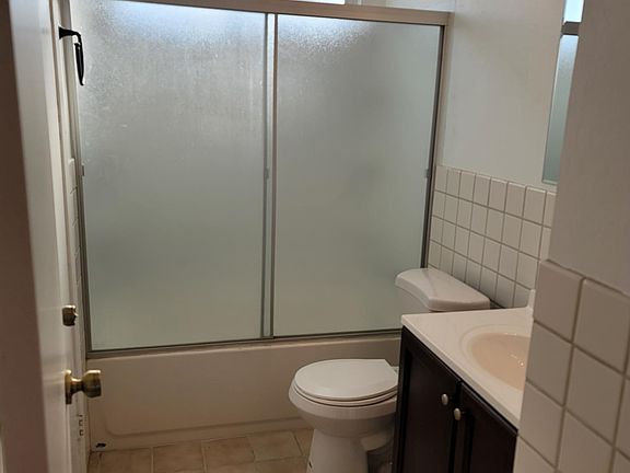 5th image of 2525 Whitestone Ct