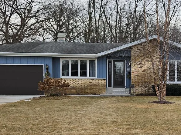 521 Carl Schurz DRIVE, Watertown, WI 53098