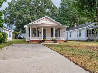 1206 Hamilton St, Roanoke Rapids, NC 27870