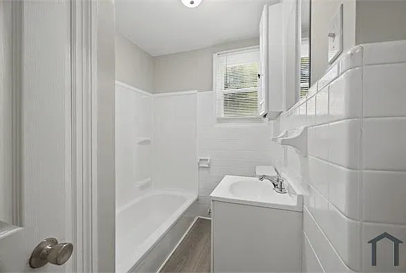 3 bed, 1188 sqft, $1,295 — Photo 4