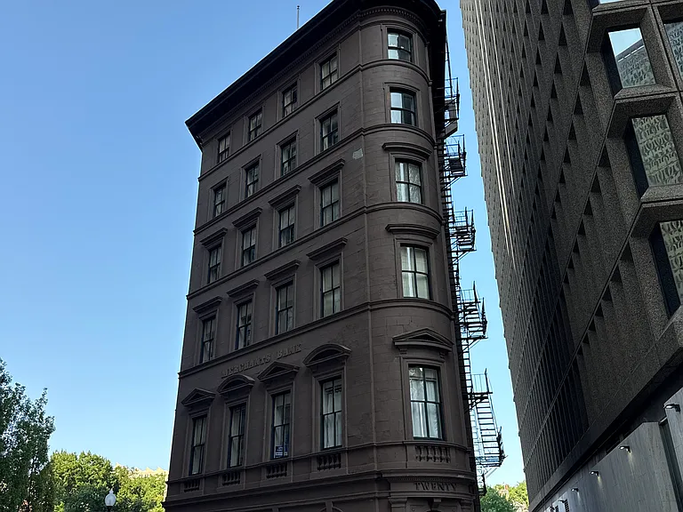 20 Westminster St #5B — Photo 2