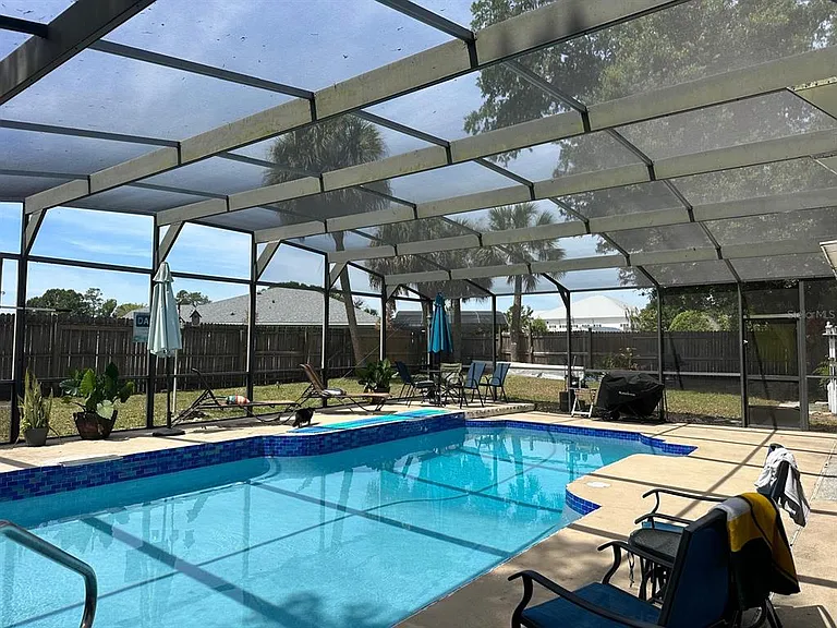 818 Mendoza Dr — Photo 11