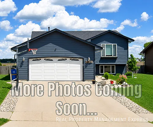 3920 S Stanford Ave Photo 1