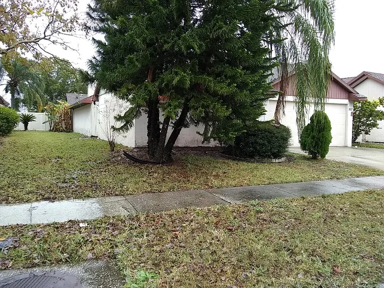 Landon Ln — Photo 2