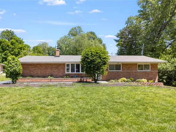 12350 Centerbrook Dr, Florissant, MO 63033