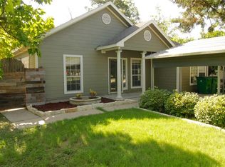 222 Ferguson St, Taylor, TX 76574