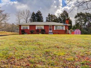 10404 Rutledge Pike, Corryton, TN 37721