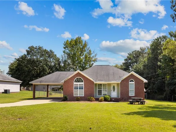 260 Pittman White Rd, Smiths Station, AL 36877