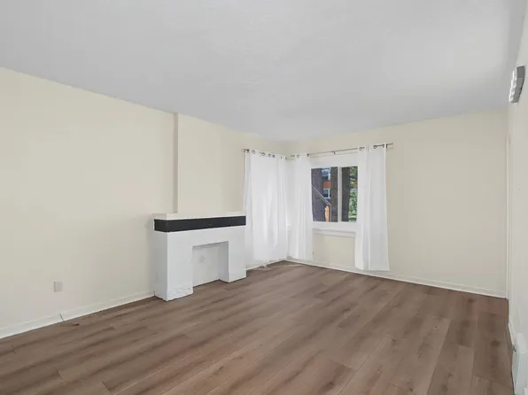 11147 78th Ave NW, Edmonton, AB T6G 0M5