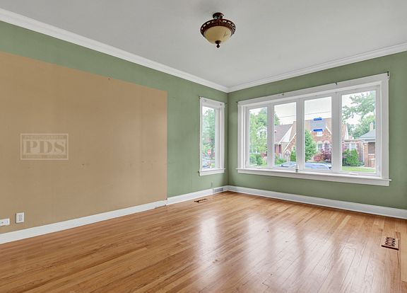 3rd image of 5453 W Berenice Ave