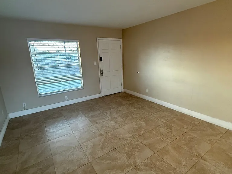 2800 E 113th Ave #219 — Photo 3