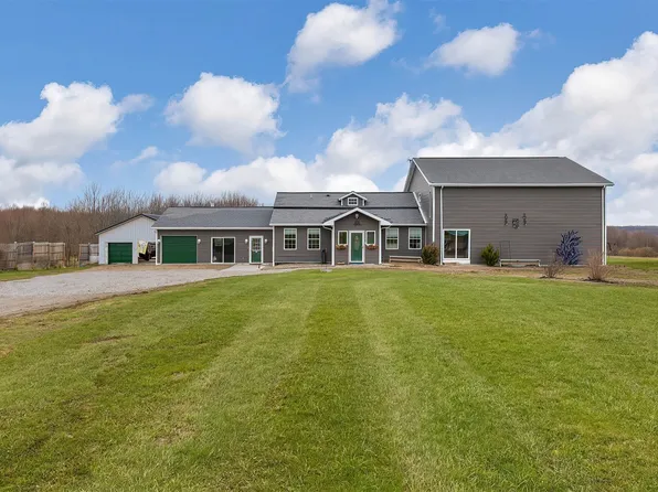 31794 Hammond Rd, Union City, PA 16438