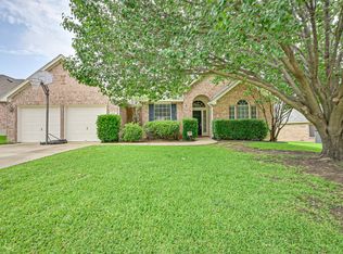 2017 Perry Dr, Mansfield, TX 76063