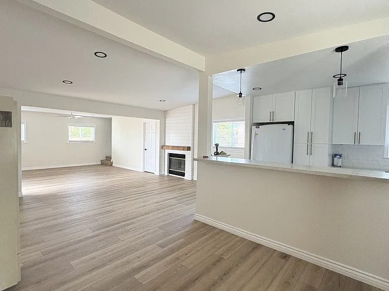3512 Luna Ave — Photo 2