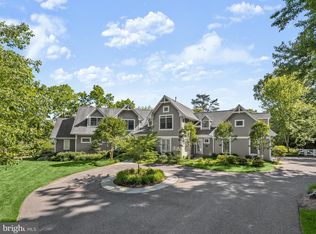 1 Saunders Point Ln, Annapolis, MD 21403