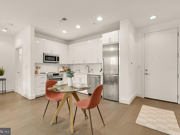 4th image of 1500 Pennsylvania Ave SE APT 305