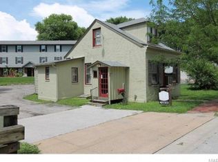 406 Boones Lick Rd, Saint Charles, MO 63301