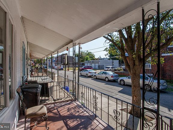 3rd image of 6726 Vandike St