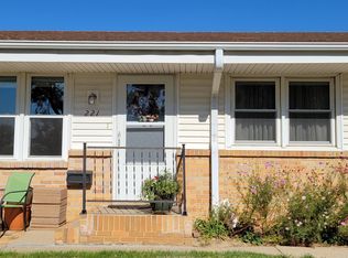 221 18th St, Sioux City, IA 51105