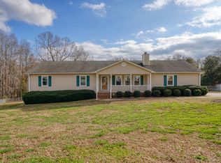 212 Boydton Rd, Boiling Springs, SC 29316