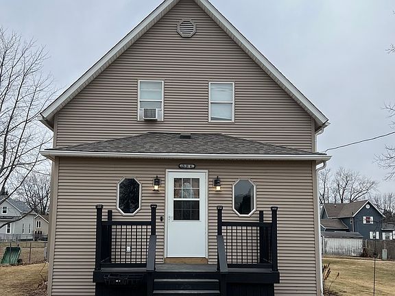 2nd image of 304 S 3rd St
