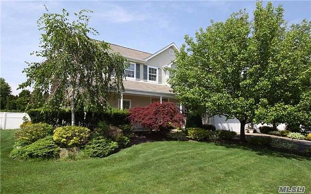 1st image of 3 Bayberry Ct