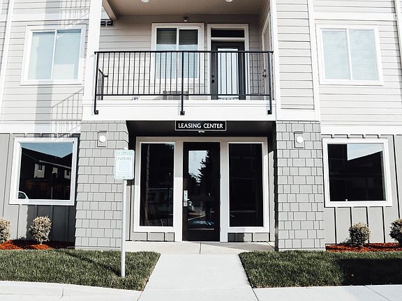 3rd image of 4705 NE 66th Ave #75