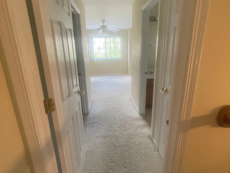 6034 Canterbury Ln #6034 — Photo 24