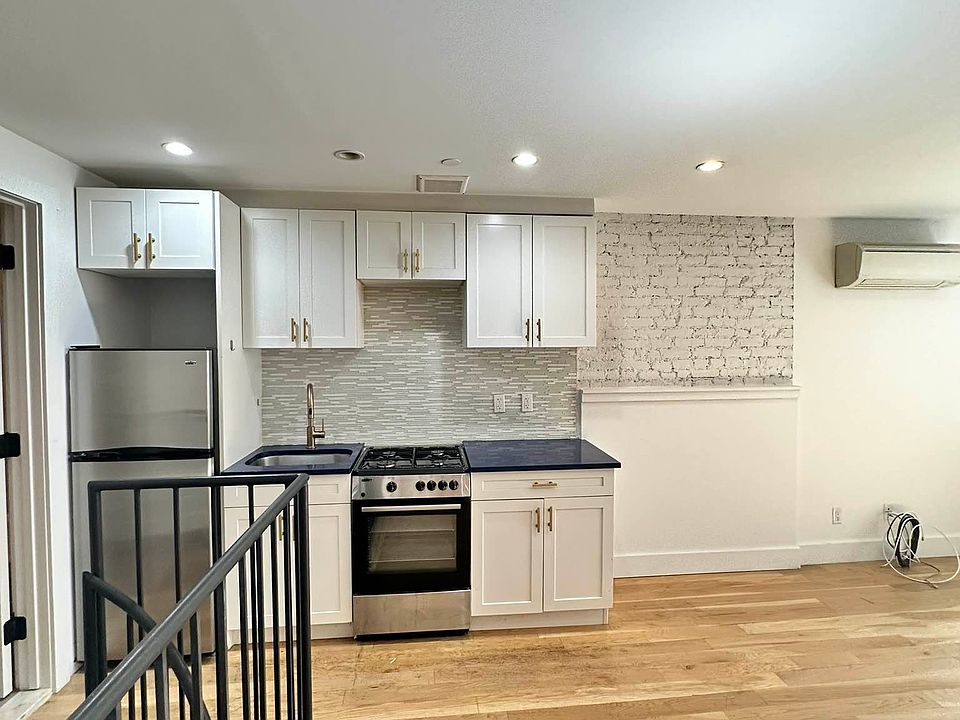 1st image of 905 Sterling Pl APT 1D