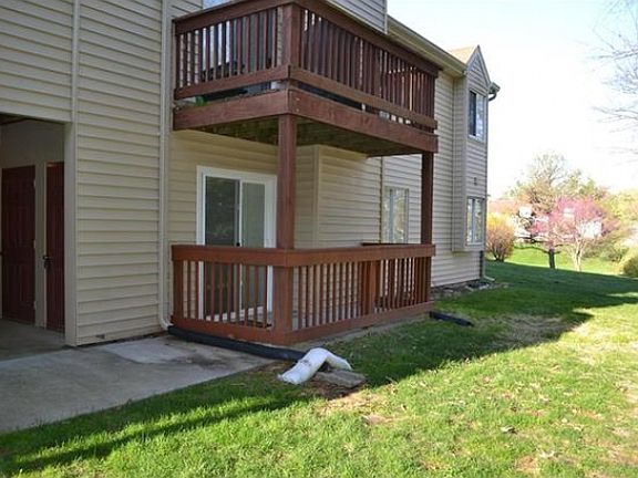 2nd image of 2331 Sandalwood Creek Ct APT B