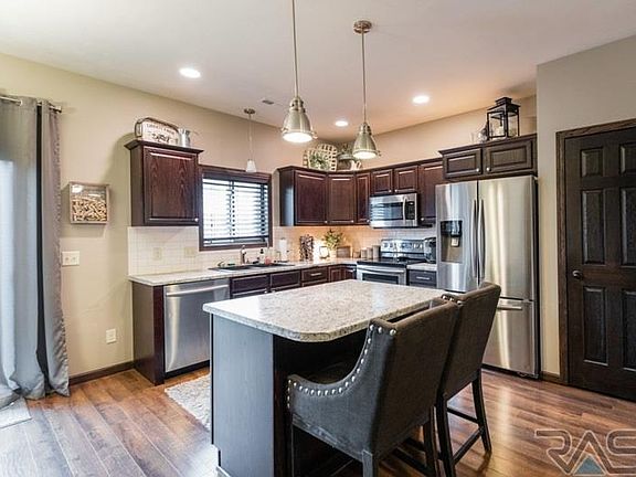 5th image of 6902 S Witzke Ave