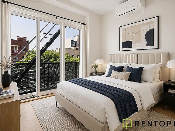5th image of 209 Montrose Ave #3C