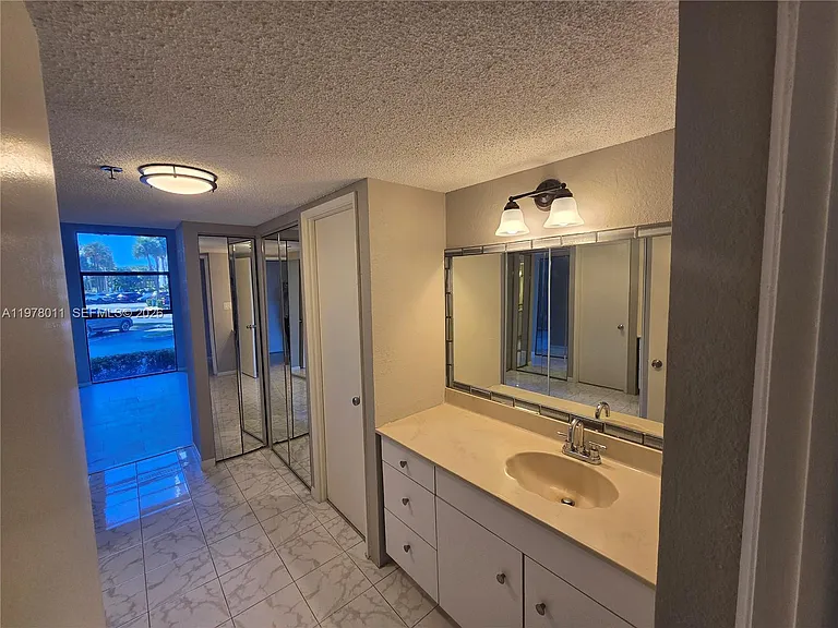 20505 E Country Club Dr #138 — Photo 10