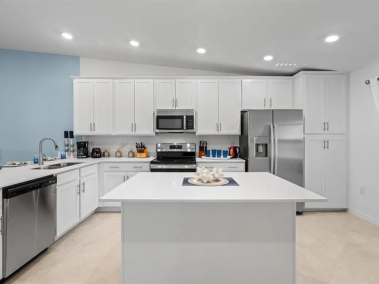 12390 Wellen Golf St #201 — Photo 24